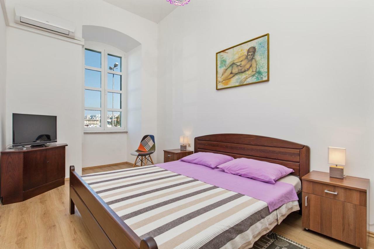 Apartment Mia Rijeka Exteriör bild